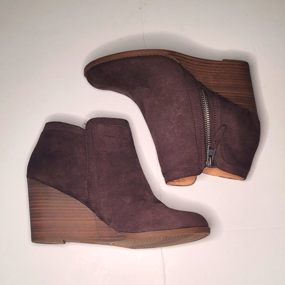 Womens Time And Tru Wedge Boot 8